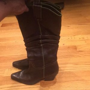 Women’s nwot or box size 7 brown leather boots